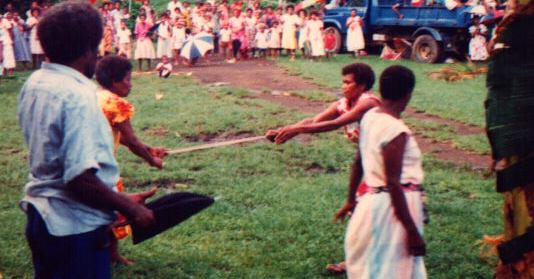 Snake tug-of-war.